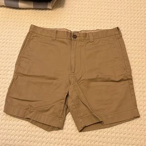 Men’s Tan Khaki J. Crew 7” Shorts